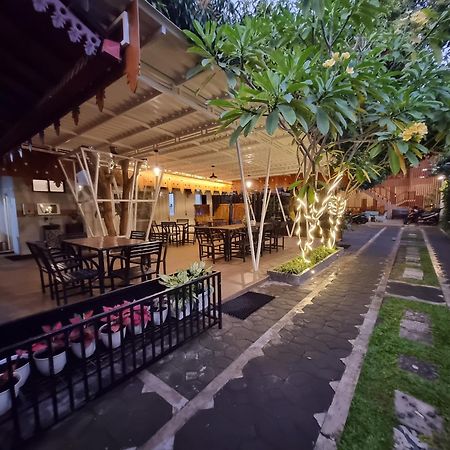 Omah Nayan Hotel Maguwo Екстериор снимка