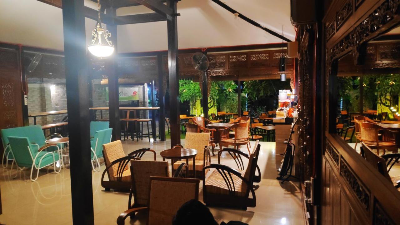 Omah Nayan Hotel Maguwo Екстериор снимка