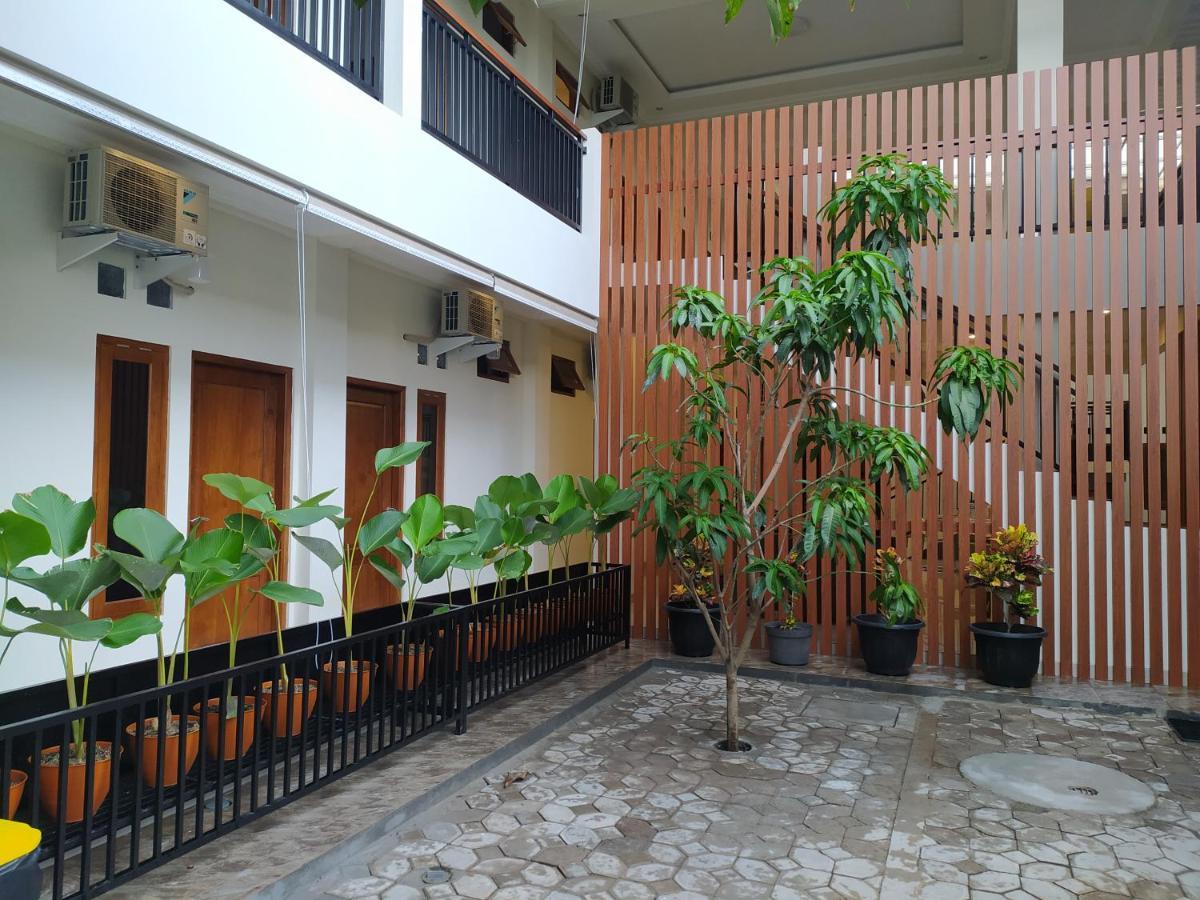 Omah Nayan Hotel Maguwo Екстериор снимка