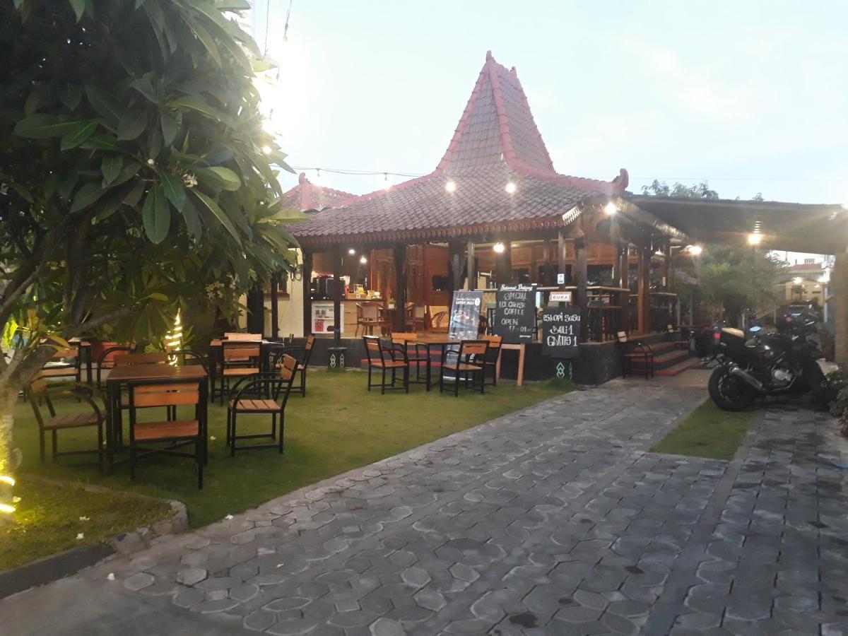 Omah Nayan Hotel Maguwo Екстериор снимка
