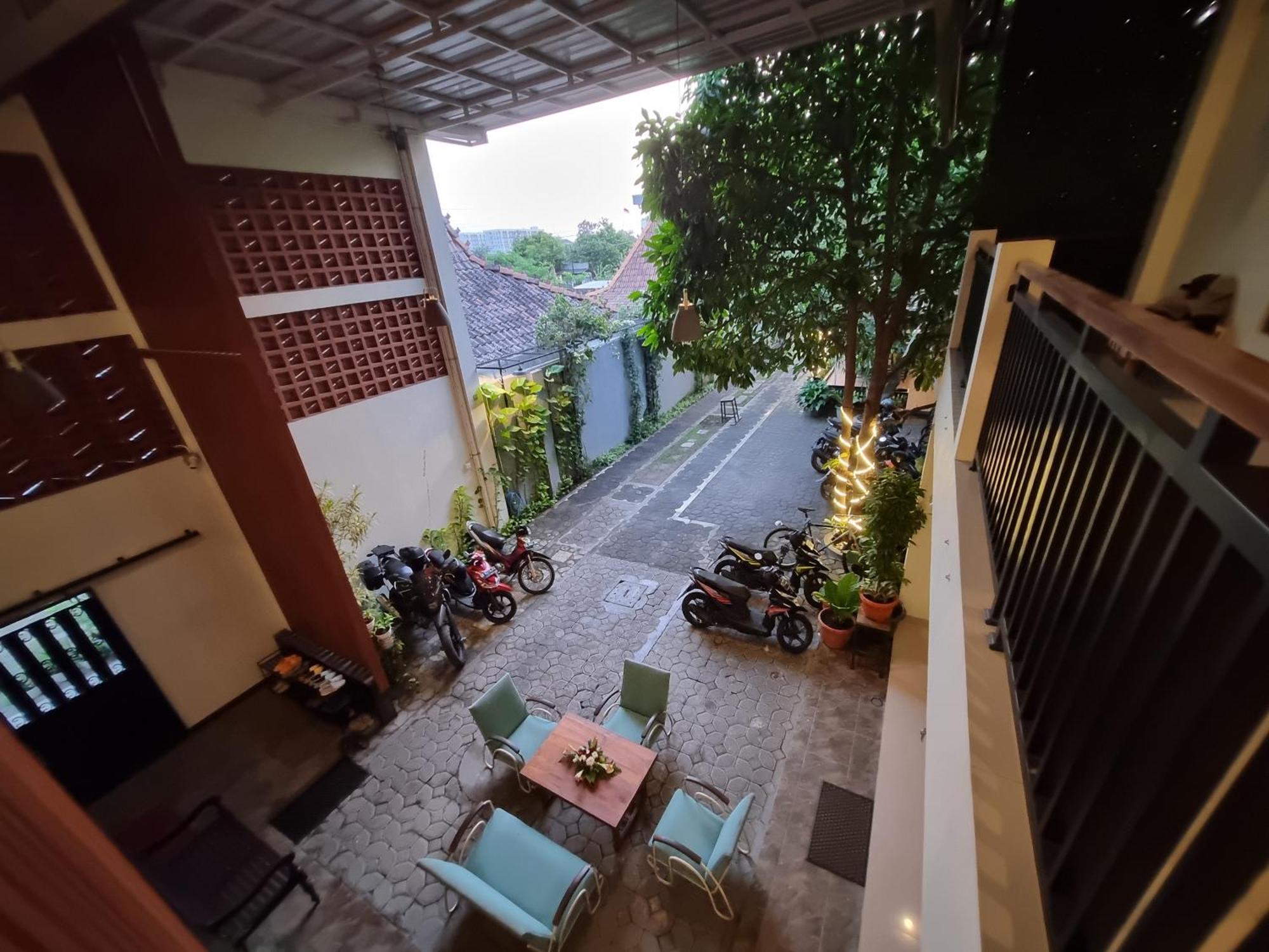 Omah Nayan Hotel Maguwo Екстериор снимка